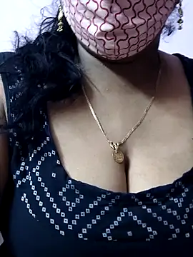 Snapshot of mallu-sumi chatting on 05-19-26, 06:59 mallu-sumi online show from 05-19-26, 06:59