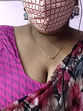 mallu-sumi online show from 12-18-25, 05:12