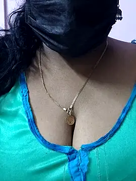 mallu-sumi online show from 04-22-26, 06:25