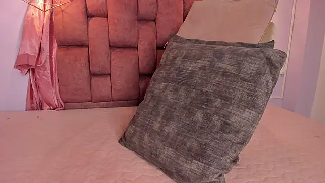 kristakinnky online show from 03-28-26, 11:44