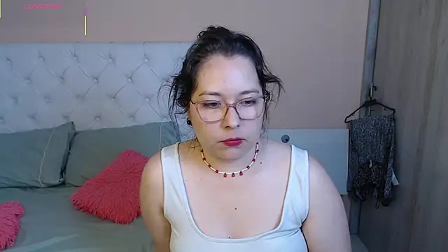 May Carlier online show from 12-02-25, 03:52