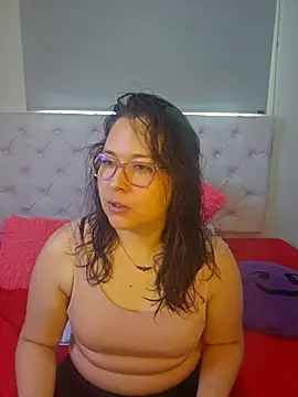 May Carlier online show from 02-18-26, 07:21