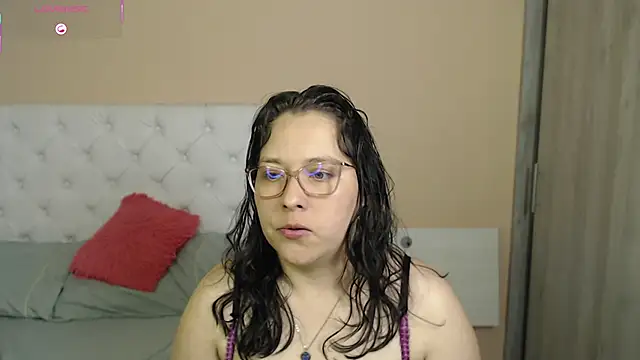 May Carlier online show from 12-03-25, 02:12