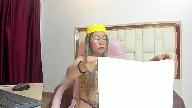  Caroliina online show from 02-24-26, 07:37