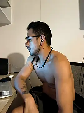 Snapshot of pablo-rincon95 chatting on 02-14-25, 11:09 pablo-rincon95 online show from 02-14-25, 11:09