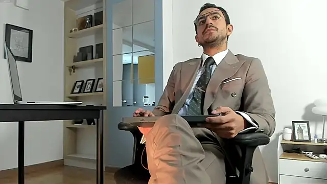Snapshot of pablo-rincon95 chatting on 06-02-26, 03:34 pablo-rincon95 online show from 06-02-26, 03:34