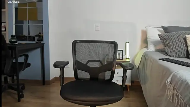 pablo-rincon95 online show from 04-06-26, 12:50