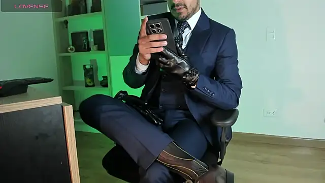 pablo-rincon95 online show from 01-10-26, 02:23