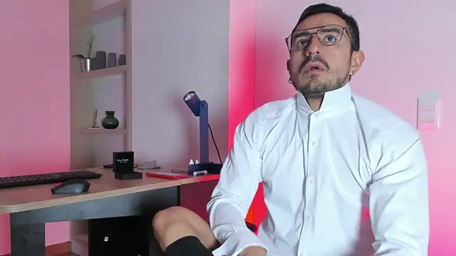 Snapshot of pablo-rincon95 chatting on 02-12-25, 10:56 pablo-rincon95 online show from 02-12-25, 10:56