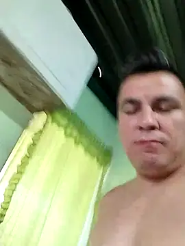 Snapshot of caramelodechile chatting on 05-24-26, 03:23 caramelodechile online show from 05-24-26, 03:23