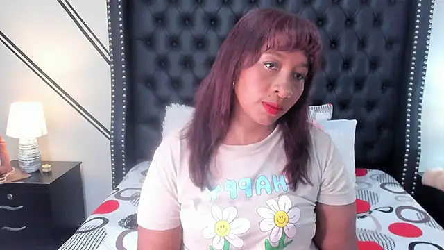 Snapshot of Krystal_cambell1 chatting on 10-30-25, 08:06 Krystal cambell1 online show from 10-30-25, 08:06