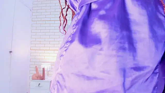 Snapshot of Krystal_cambell1 chatting on 02-07-26, 08:17 Krystal cambell1 online show from 02-07-26, 08:17