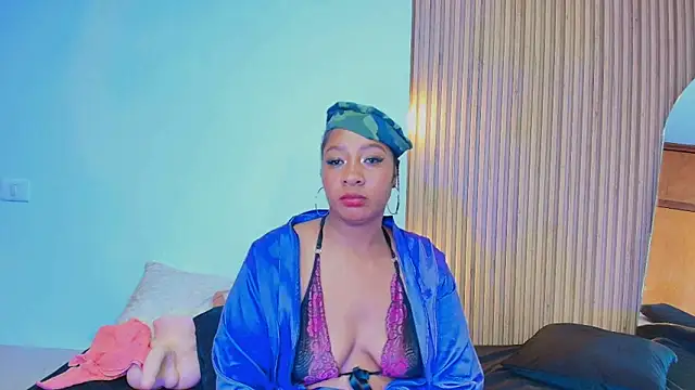 Snapshot of Krystal_cambell1 chatting on 03-15-25, 08:26 Krystal cambell1 online show from 03-15-25, 08:26