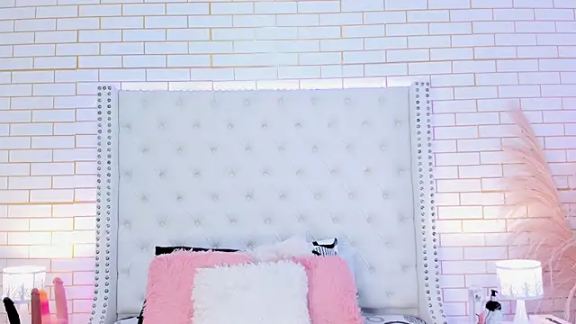 Snapshot of Krystal_cambell1 chatting on 02-25-26, 07:58 Krystal cambell1 online show from 02-25-26, 07:58