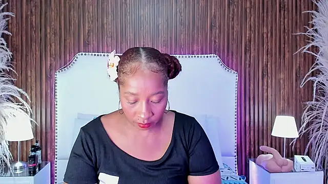 Krystal cambell1 online show from 07-10-26, 03:39