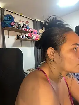 Snapshot of Mabelydani chatting on 07-17-26, 07:00 Mabelydani online show from 07-17-26, 07:00