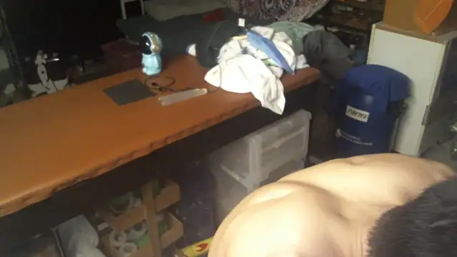 hkwildguy online show from 12-18-25, 09:51