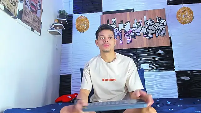 Friendsofeverything  online show from 12-20-25, 01:14