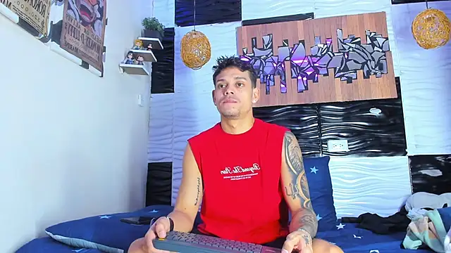 Friendsofeverything  online show from 12-18-25, 10:57