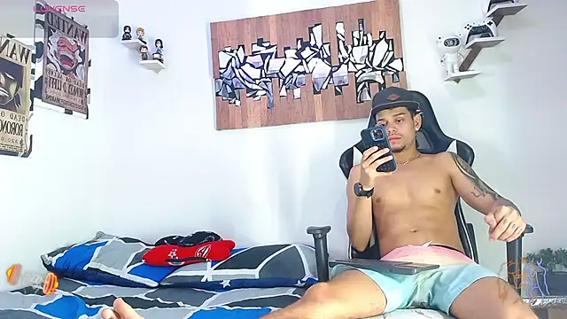 Friendsofeverything  online show from 03-08-26, 04:21