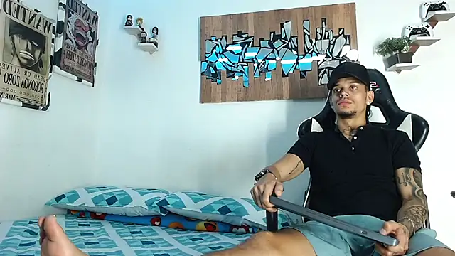 Friendsofeverything  online show from 04-12-26, 02:26