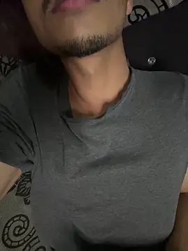 Snapshot of Privateseducer chatting on 10-04-25, 12:23 Privateseducer online show from 10-04-25, 12:23