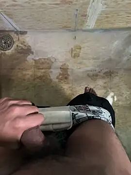 Snapshot of Privateseducer chatting on 03-05-25, 10:33 Privateseducer online show from 03-05-25, 10:33