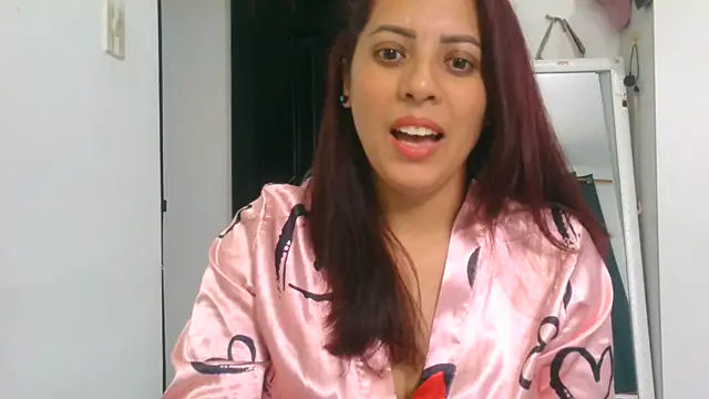 Anne kis online show from 10-15-25, 06:38