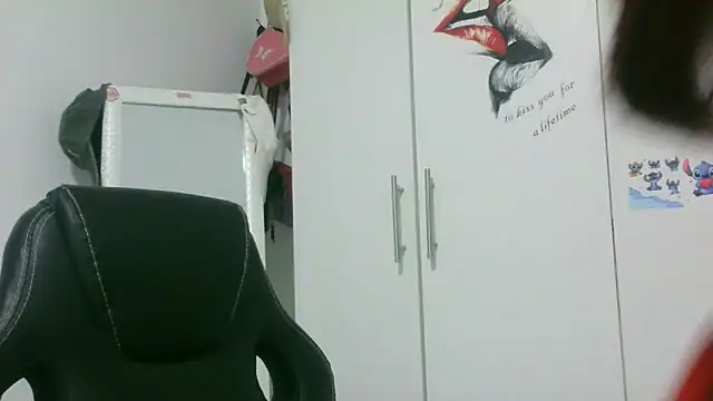 Anne kis online show from 03-24-26, 05:35