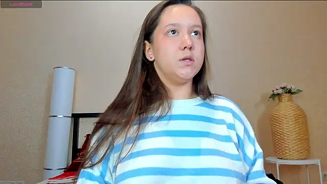 Mira Karter online show from 10-20-25, 11:44