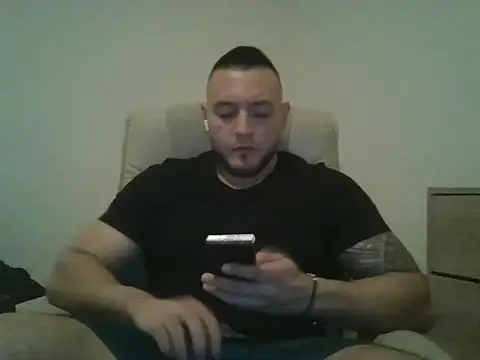Snapshot of vergon6241 chatting on 03-01-26, 08:42 vergon6241 online show from 03-01-26, 08:42