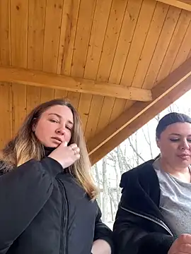 Joannakiss online show from 03-04-25, 11:40