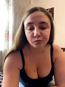 Joannakiss online show from 11-16-25, 10:20