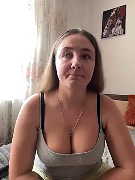 Joannakiss online show from 10-29-25, 12:04