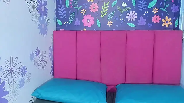 Lucy White   online show from 10-15-25, 08:39