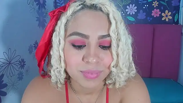 Lucy White   online show from 10-09-25, 08:09