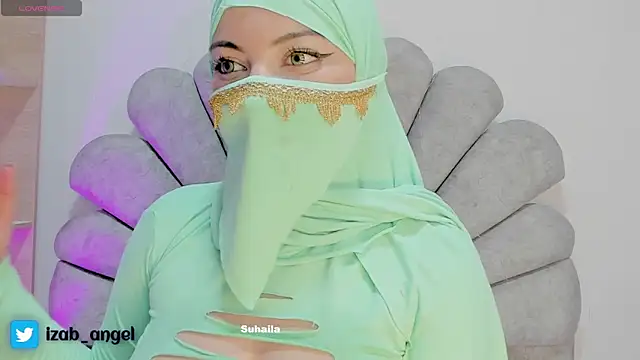 Snapshot of Amaltea chatting on 03-04-25, 06:07 Amaltea online show from 03-04-25, 06:07