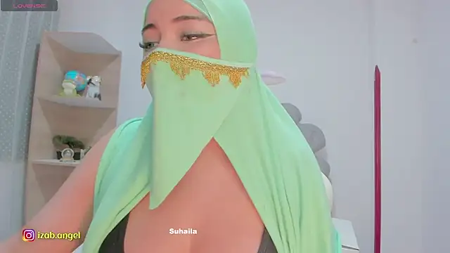 Snapshot of Amaltea chatting on 03-20-25, 07:35 Amaltea online show from 03-20-25, 07:35