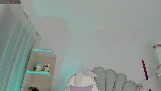 Snapshot of Amaltea chatting on 01-08-25, 06:41 Amaltea online show from 01-08-25, 06:41