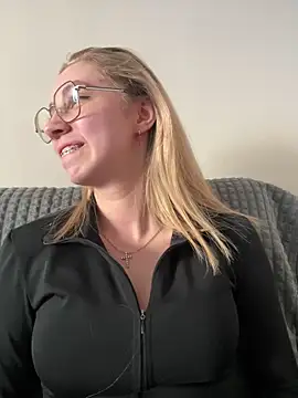 Kitty Katrine online show from 03-24-26, 01:44