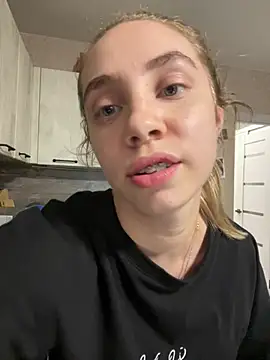 Kitty Katrine online show from 06-24-26, 05:22