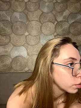 Kitty Katrine online show from 12-13-25, 08:04