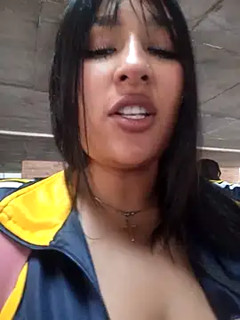 Snapshot of AndreaBlack chatting on 02-17-25, 08:38 AndreaBlack online show from 02-17-25, 08:38