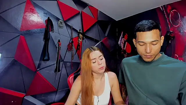 Hana and Zeta online show from 12-15-25, 12:22