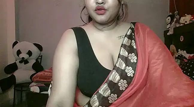 Snapshot of Your-love-12 chatting on 02-15-25, 03:50 Your-love-12 online show from 02-15-25, 03:50