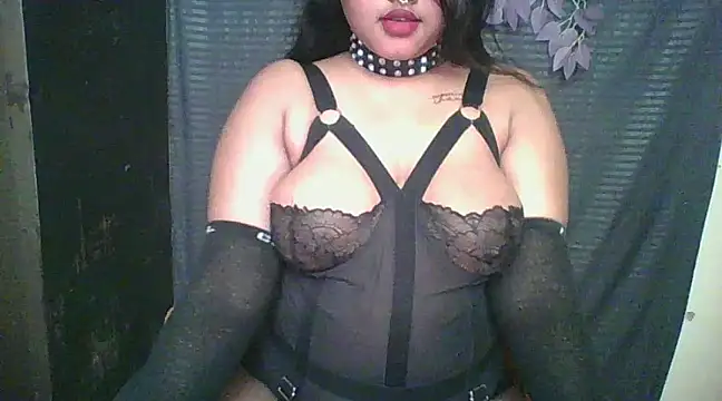 Snapshot of Your-love-12 chatting on 12-21-24, 07:38 Your-love-12 online show from 12-21-24, 07:38
