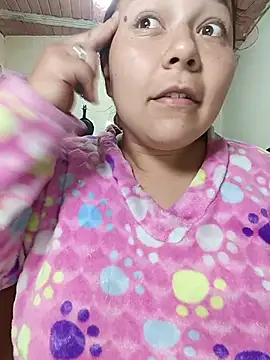 ZuriandAlex online show from 07-18-26, 02:42