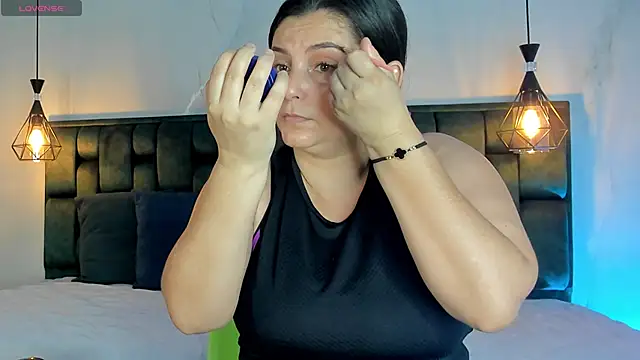 angelswets online show from 10-18-25, 02:52