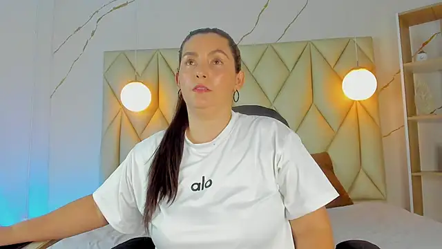 angelswets online show from 11-11-25, 02:45