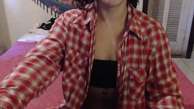Snapshot of MissRebeka chatting on 06-07-26, 01:16 MissRebeka online show from 06-07-26, 01:16